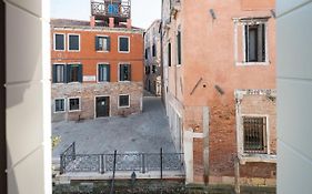 Apartments In San Marco With Canal View By Wonderful Italy